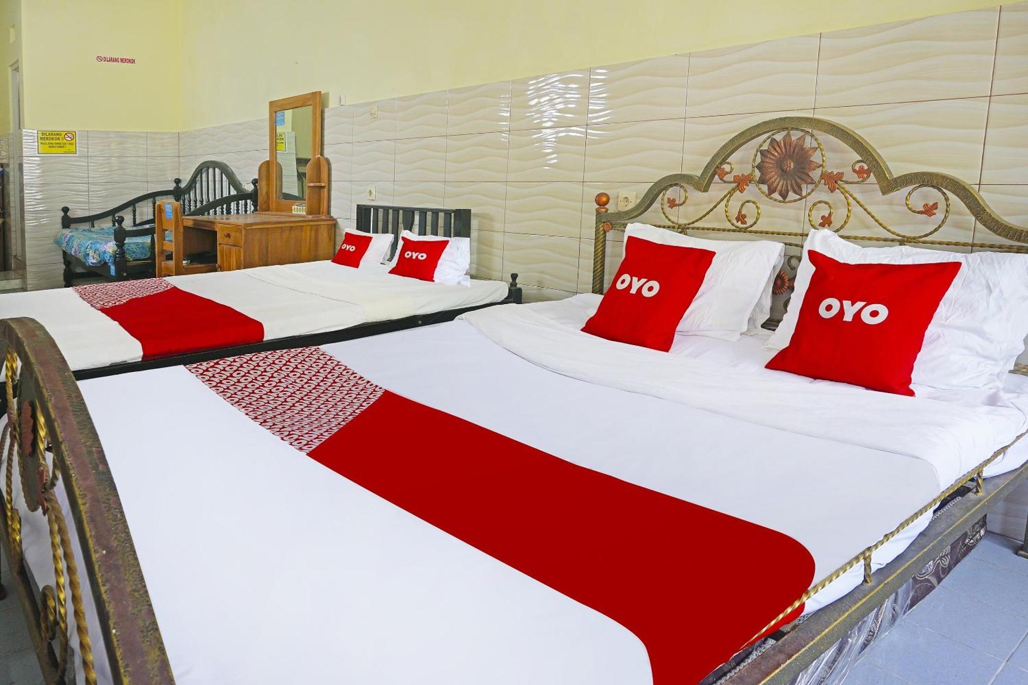 Putih Mulia Homestay Syariah Lumajang Dış mekan fotoğraf