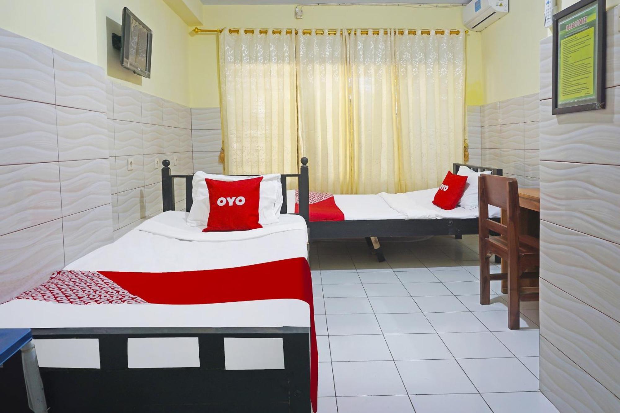 Putih Mulia Homestay Syariah Lumajang Dış mekan fotoğraf